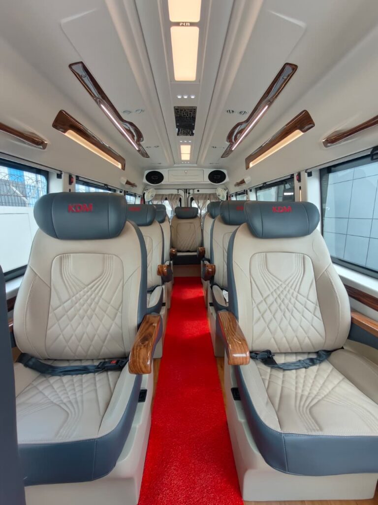 LUXURY TEMPO TRAVELLER IN OOTY